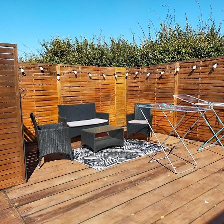 Logement Atypique Арл Екстериор снимка