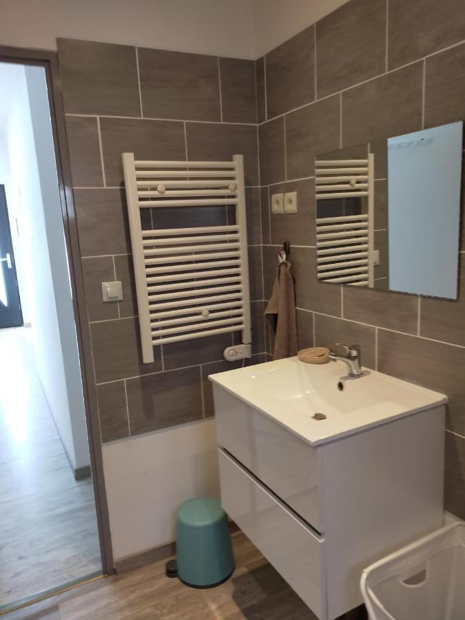Logement Atypique Арл Екстериор снимка