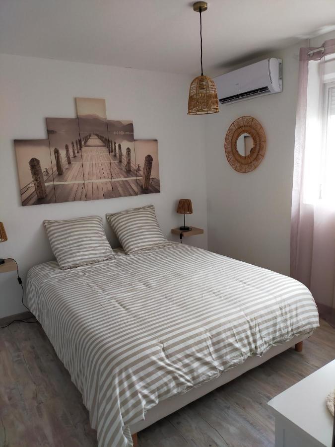 Logement Atypique Арл Екстериор снимка