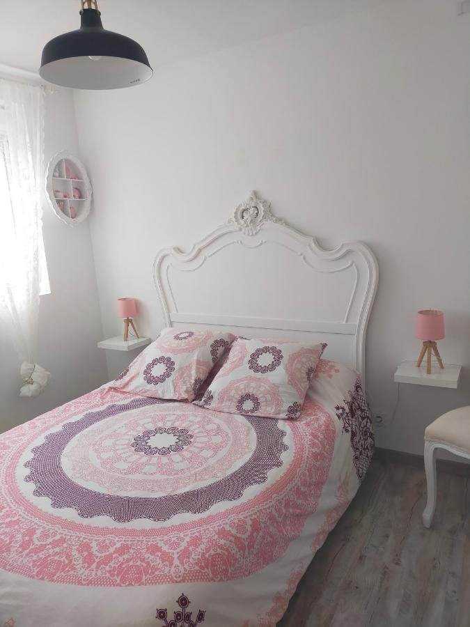Logement Atypique Арл Екстериор снимка